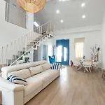 Holiday home Luxurious In With Wifi Piles